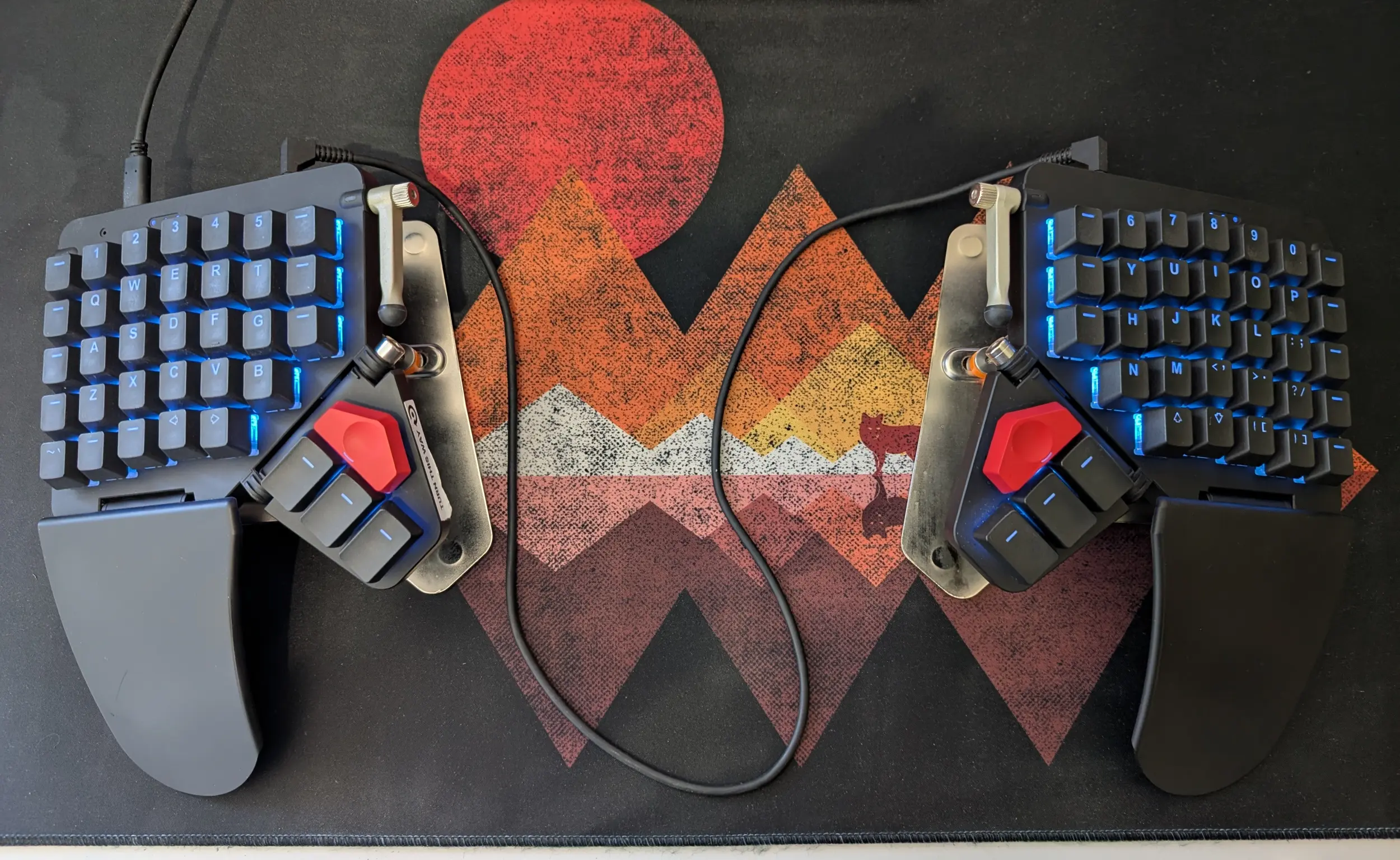 ZSA Moonlander - A keyboard review | ryansouthgate.com